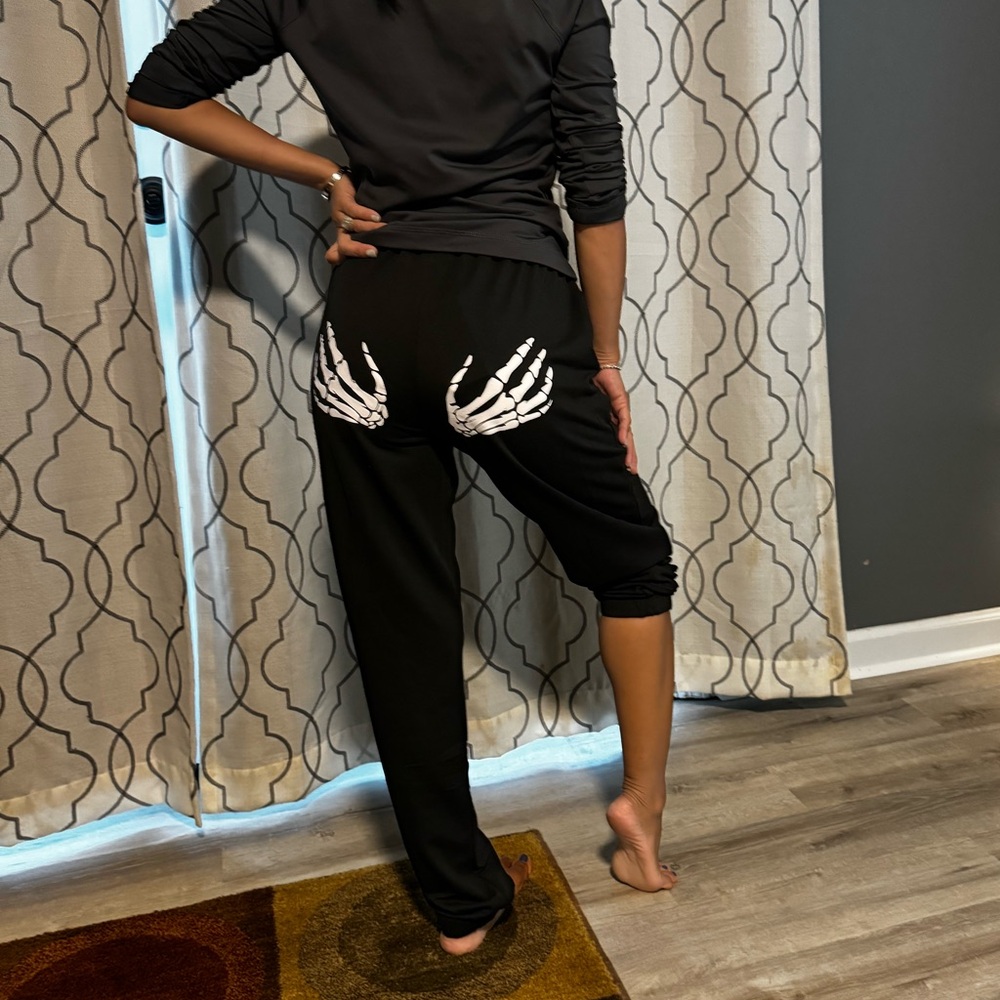 SKELETON HAND RUNNING JOGGER NEW